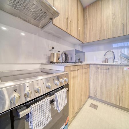 Sophisticated 1Br At Town Square Rawda Dubailand By Deluxe Holiday Homes Dış mekan fotoğraf