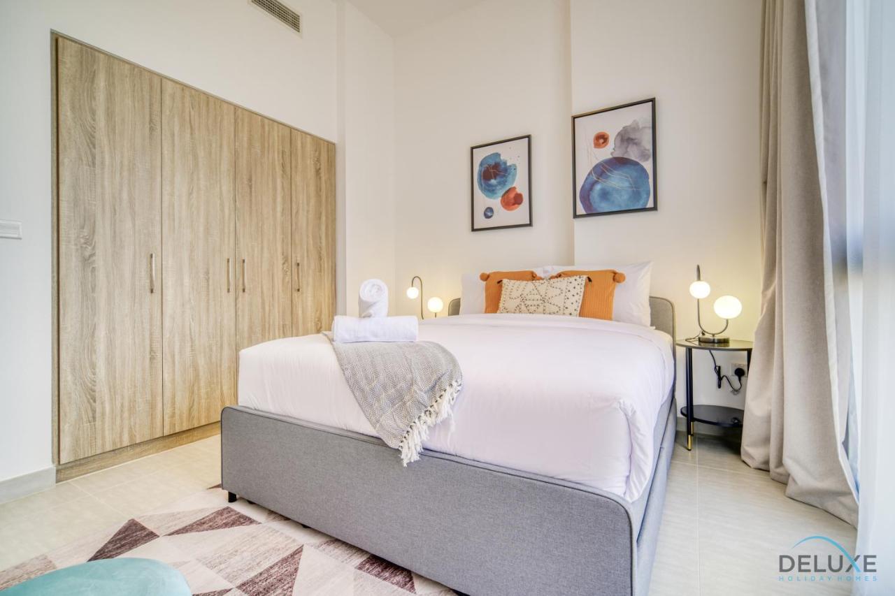 Sophisticated 1Br At Town Square Rawda Dubailand By Deluxe Holiday Homes Dış mekan fotoğraf